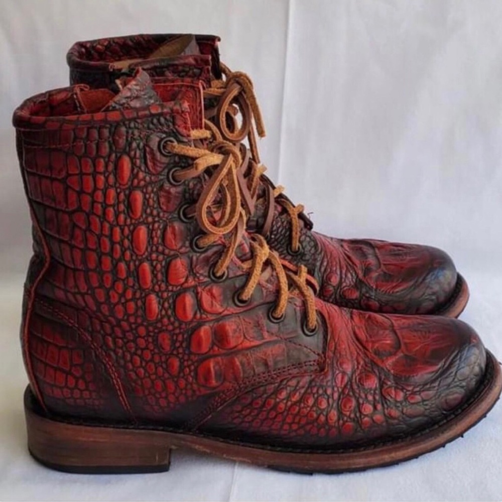 DDDISO Freebird Manchester Red Croco Size 10 ❤️🐊❤️